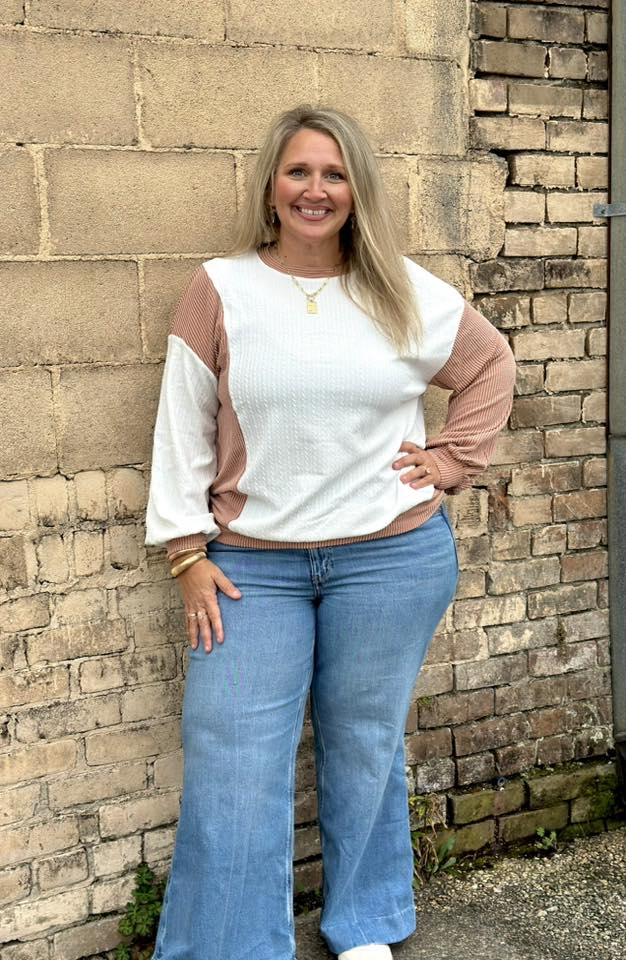 PLUS SIZE WHITE TEXTURED RIBBED TOP