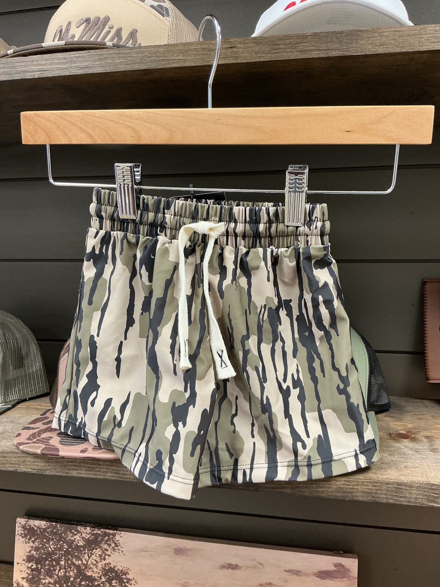 BACKWOODS CAMO SHORT