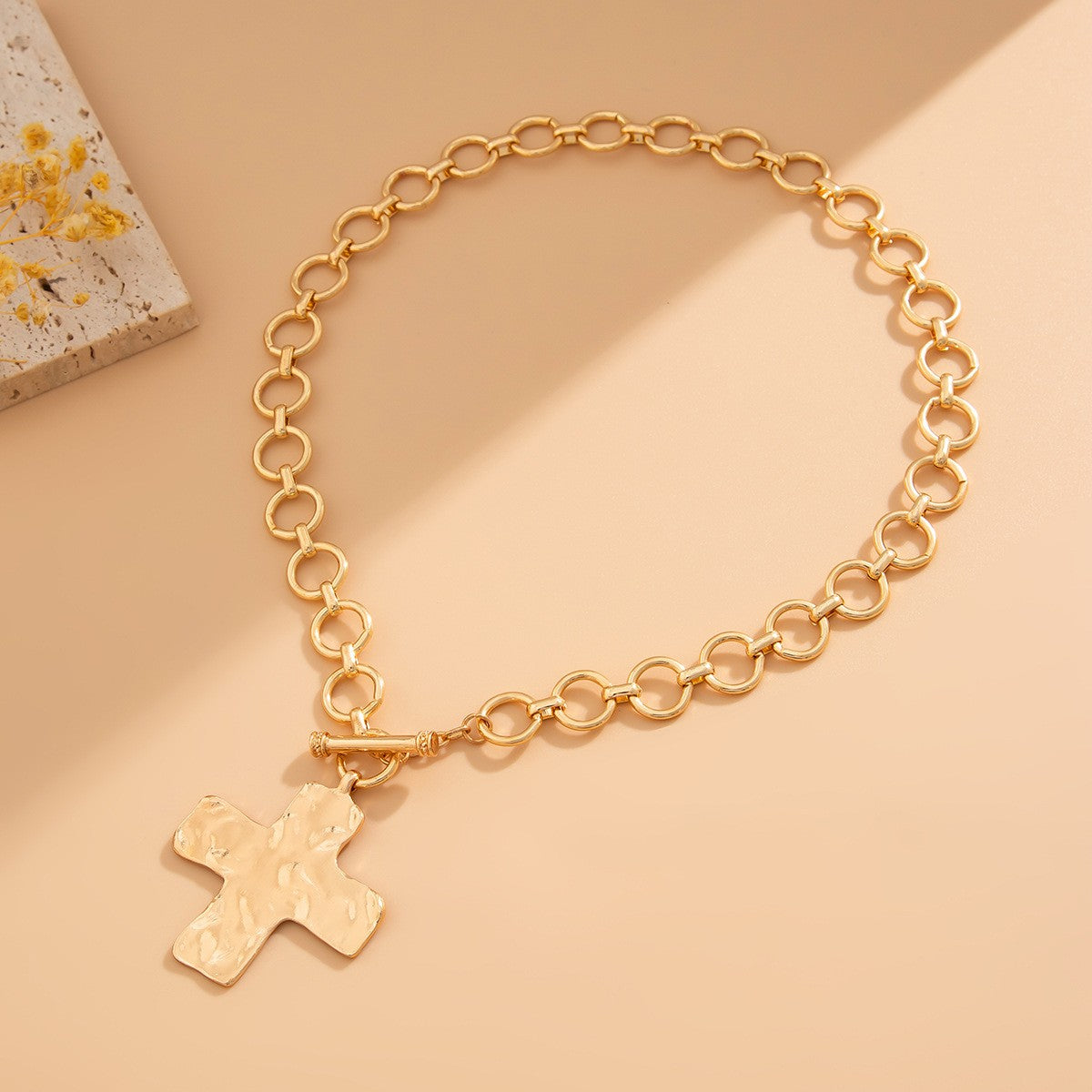 CROSS FRONT TOGGLE NECKLACE