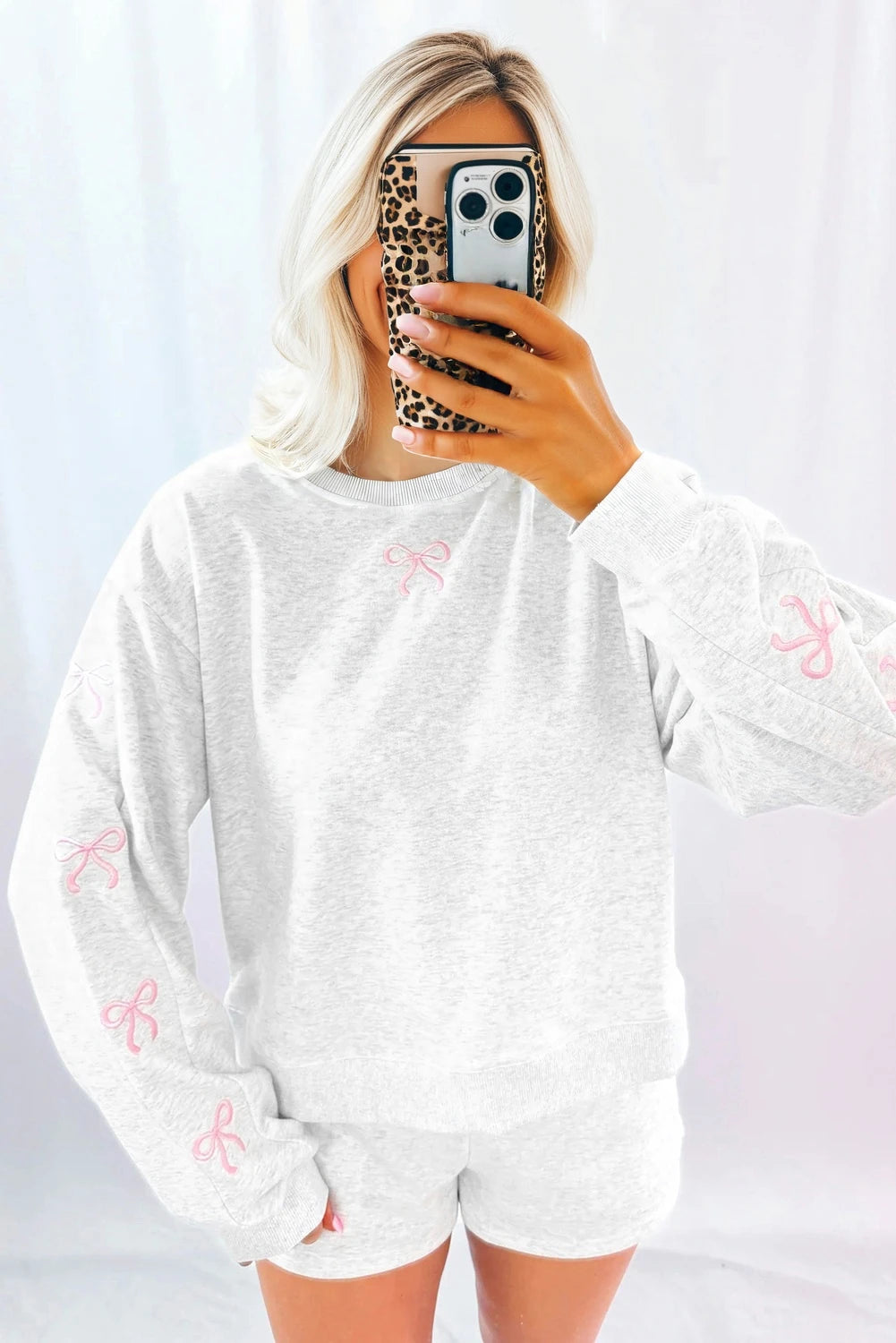 LIGHT GRAY EMBROIDERED BOW LOUNGE SET