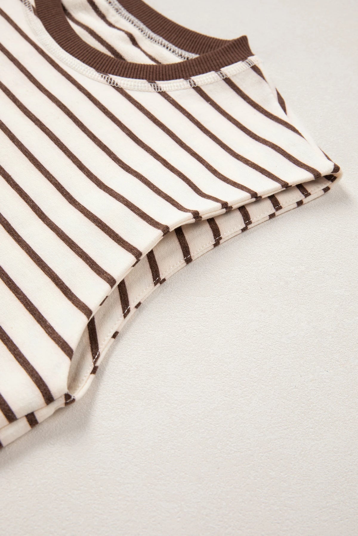BROWN STRIPE RIBBED ROUND NECK TRIM LOOSE TANK TOP