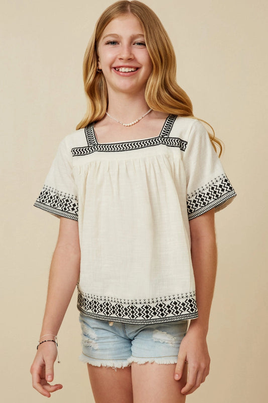 TWEEN GIRLS EMBROIDERED SQUARE NECK TOP